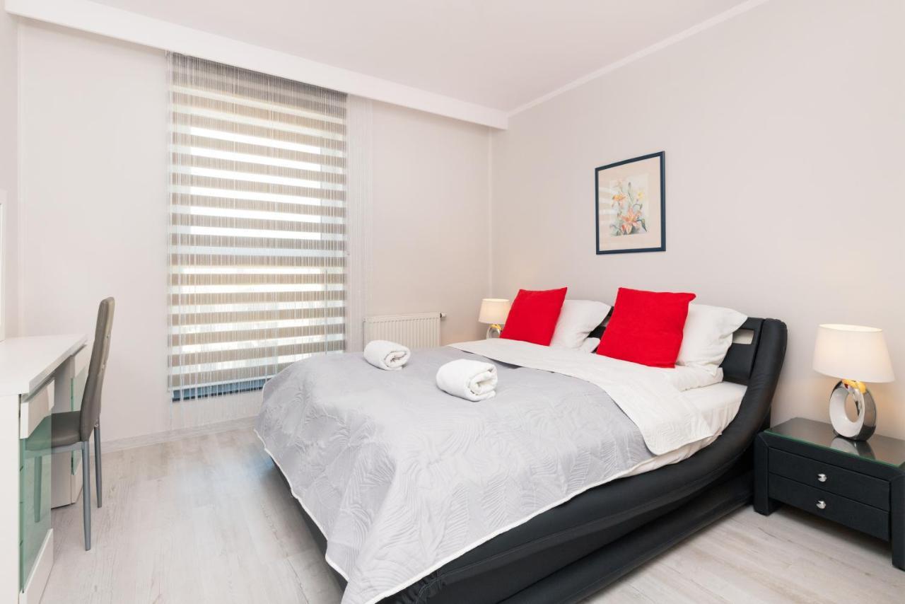 Apartamenty blisko Starego Miasta - Angielska Grobla by Renters Gdańsk Exteriör bild