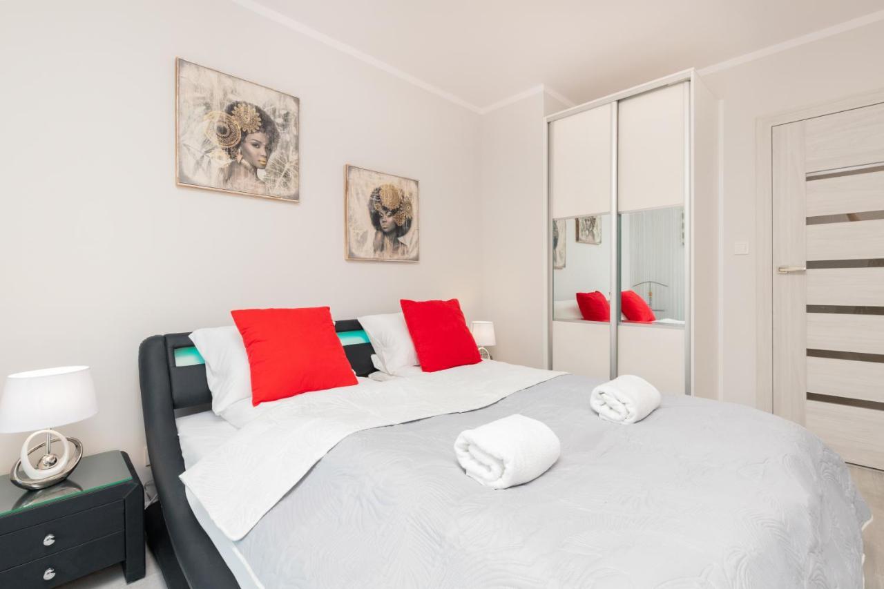 Apartamenty blisko Starego Miasta - Angielska Grobla by Renters Gdańsk Exteriör bild