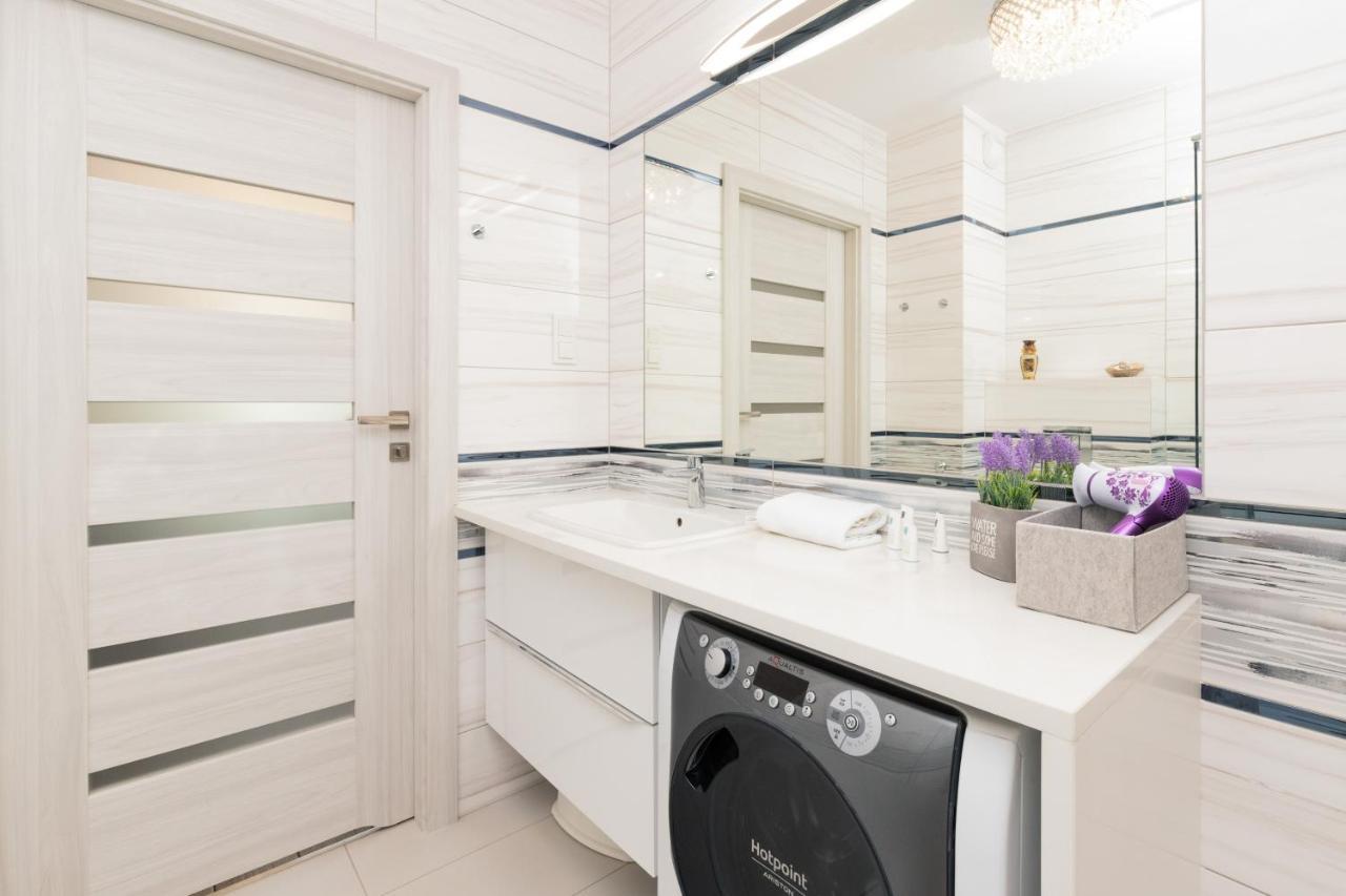 Apartamenty blisko Starego Miasta - Angielska Grobla by Renters Gdańsk Exteriör bild
